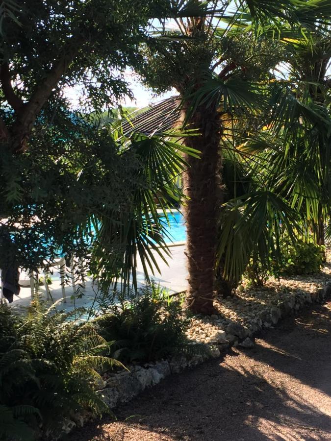 Villa Bergerac Avec Piscine Exterior foto